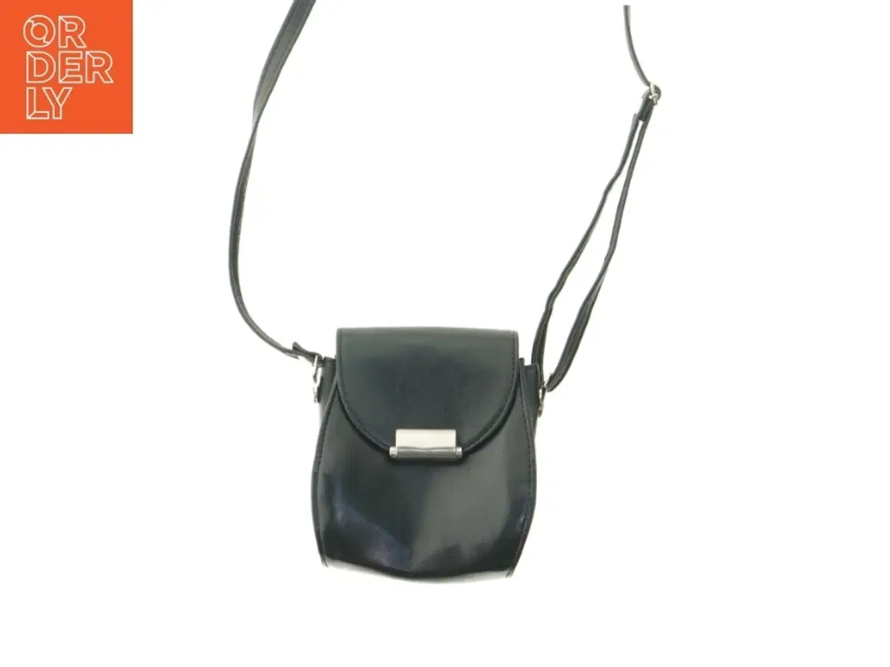 Billede 1 - Lille sort skuldertaske (str. 17x13,5 cm)