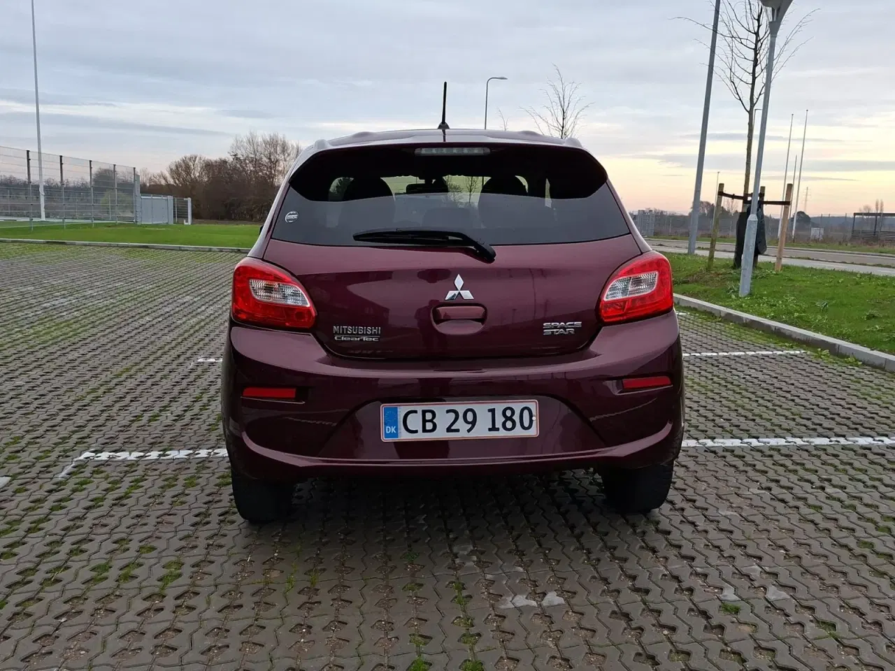 Billede 6 - Mitsubishi Space Star 1,2 Inlead