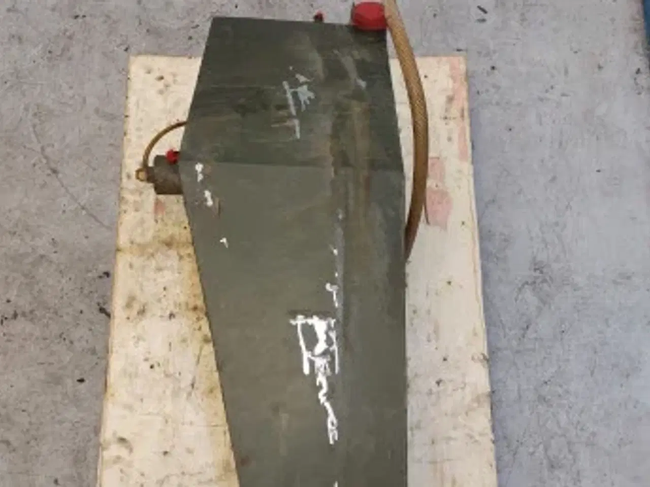 Billede 8 - Hydrema 806 Dieseltank 246502