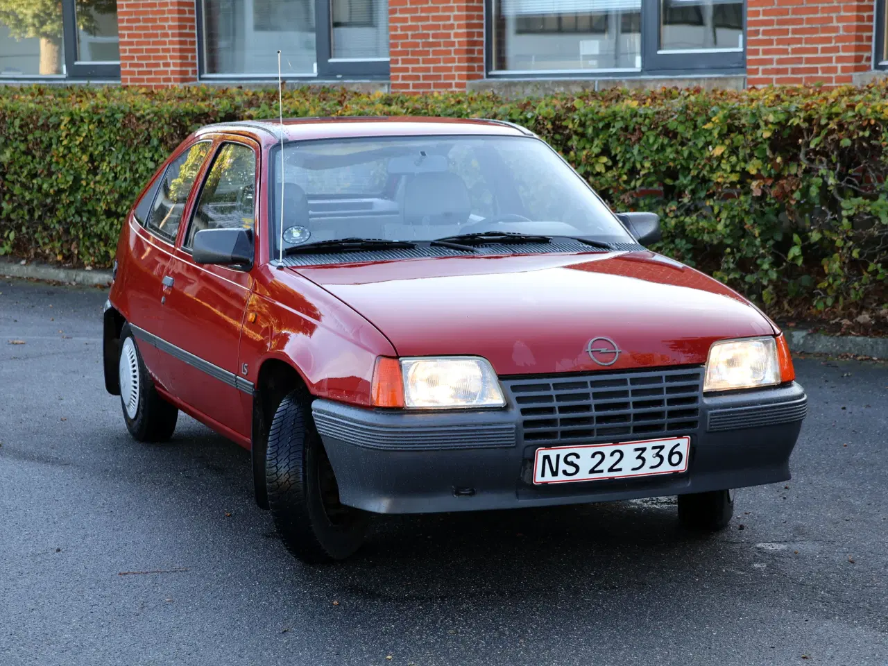 Billede 2 - Opel Kadett Cc E 1,3S årg 89 m/plader NS22336