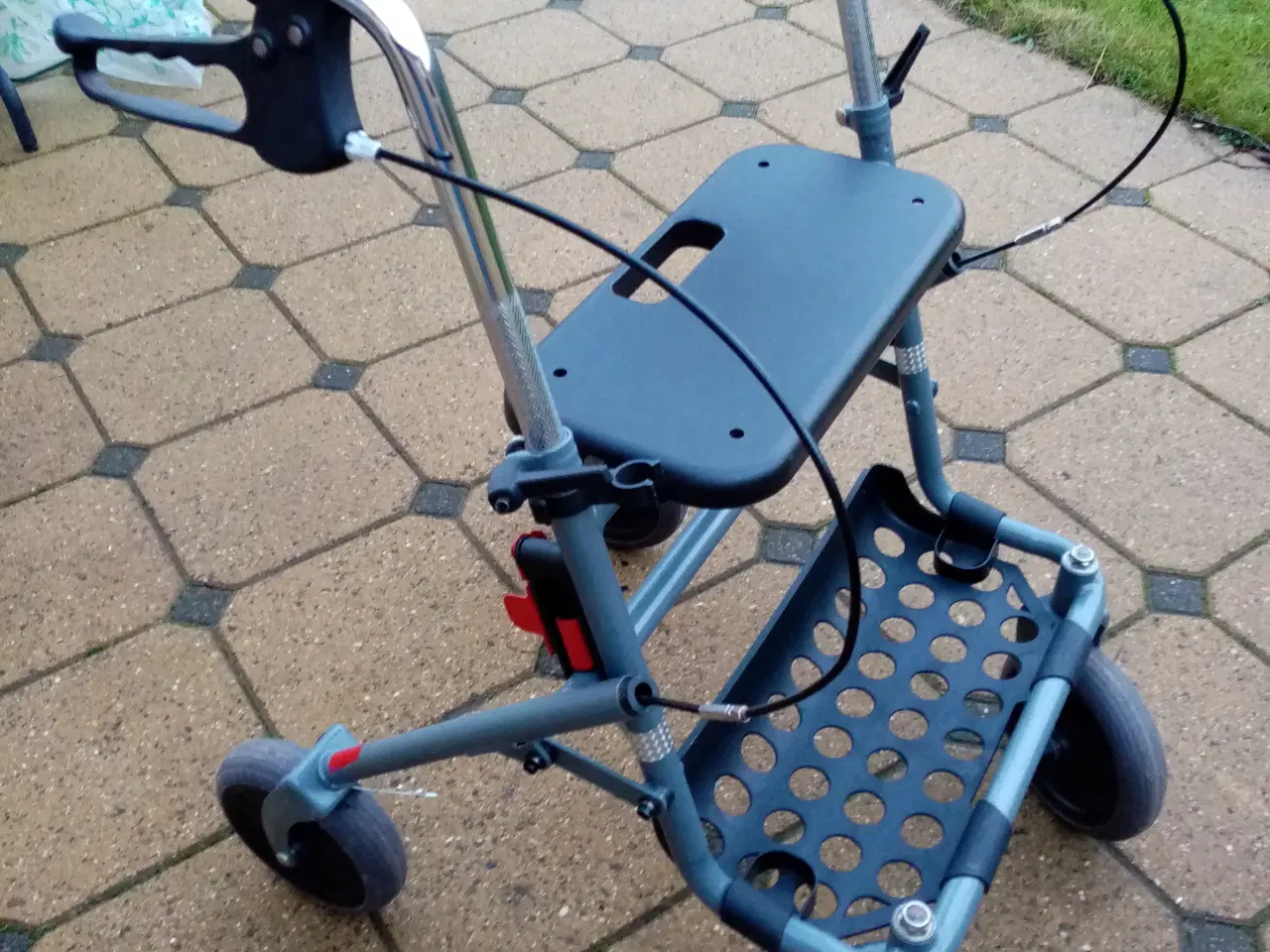 Billede 2 - ROLLATOR TOMTAR