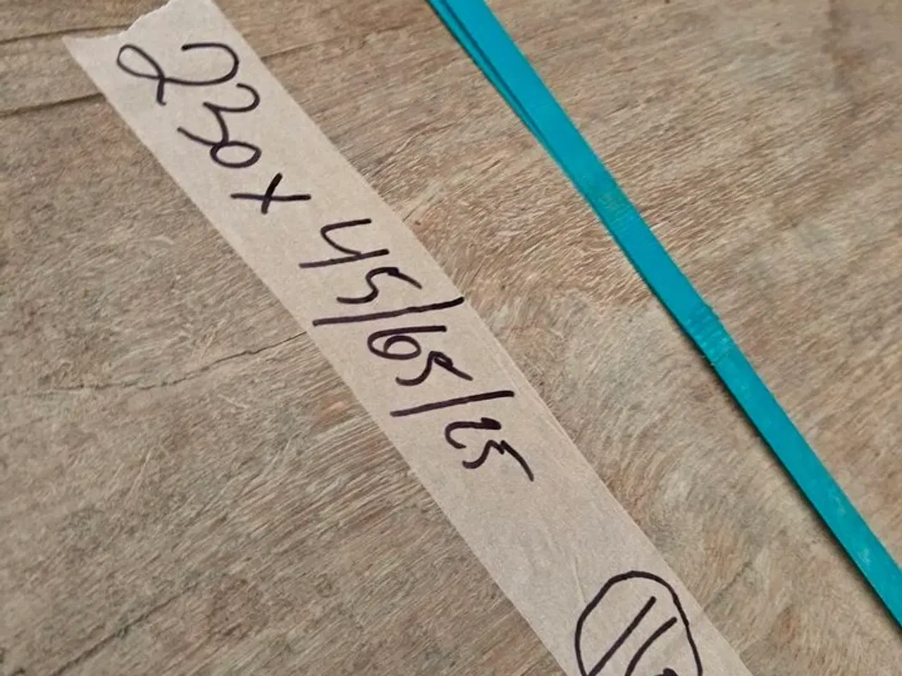 Billede 5 - 1 stk. Egetræsplanke str. 230 x 65 / 45 x 5