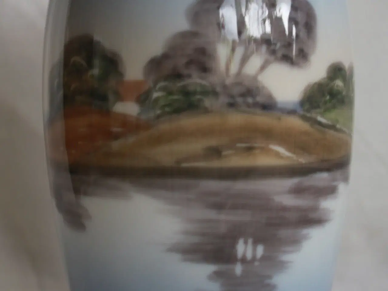 Billede 2 - Vase med landskab fra Bing og Grøndahl