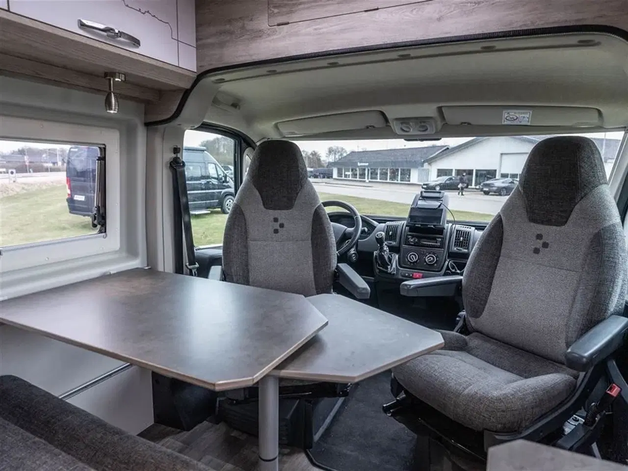 Billede 28 - 2021 - Bravia 599 140 Hk Usædvanlig høj kvalitet og et flot design fyldt med ekstraudstyr