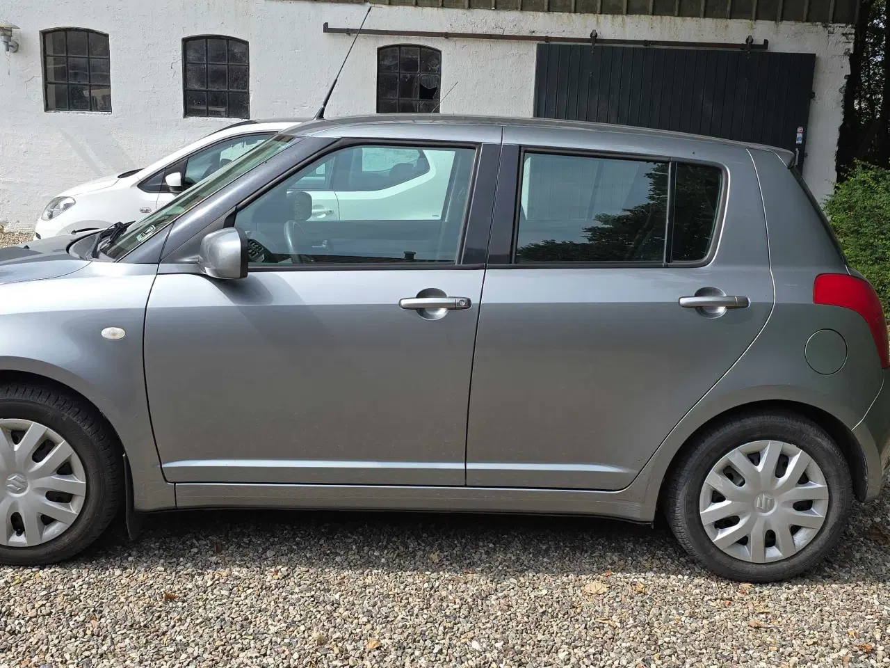 Billede 4 - Nysynet Suzuki Swift 1.3 Benzin 