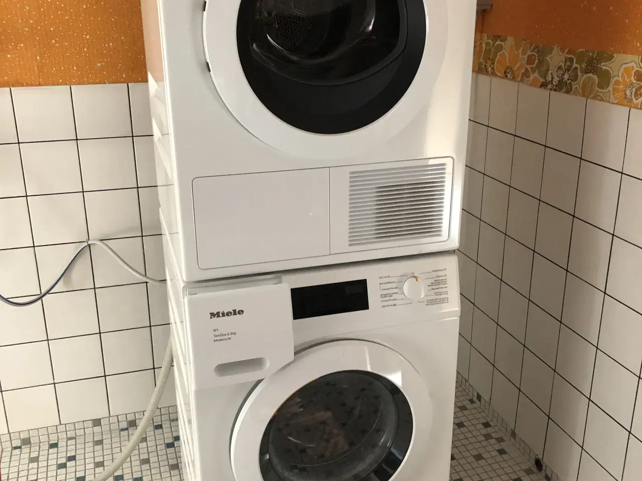 Billede 2 - Miele Vaskesøjle tre år gammel 