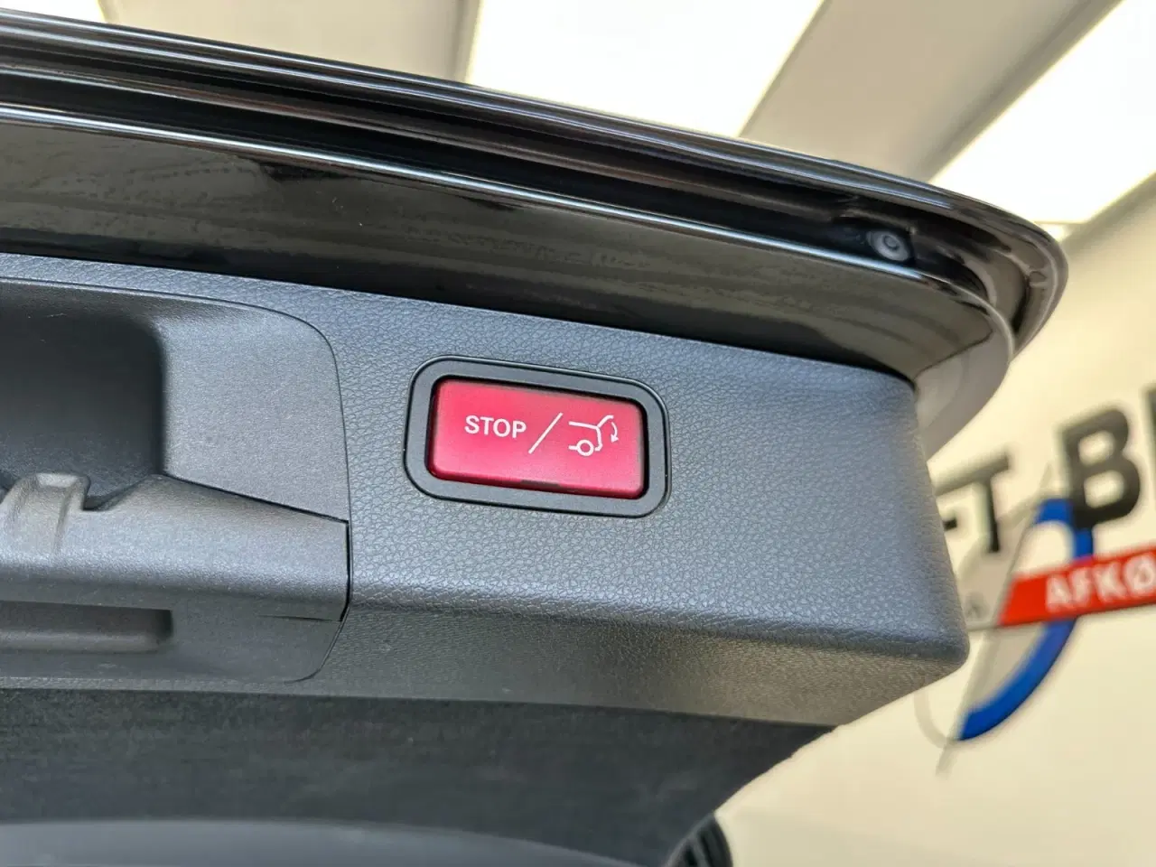 Billede 9 - Mercedes E300 de 2,0 stc. aut. 4Matic