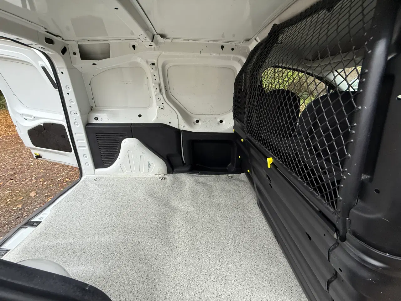 Billede 12 - Belingo lav km 1 ejer UDSTYRE BOMBE