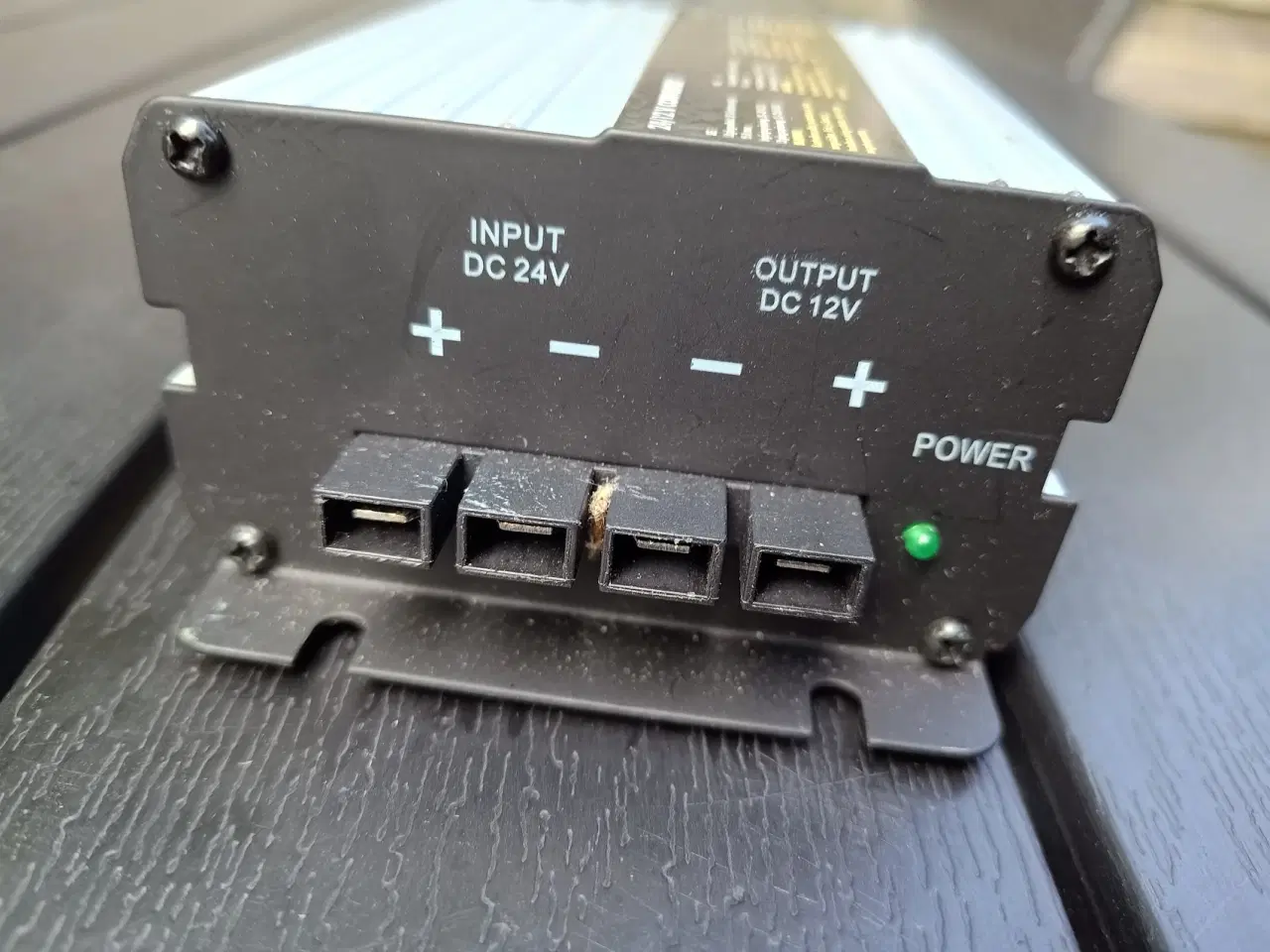 Billede 2 - Omformer 24 til 12 volt.  10 til max. 15  Amp.