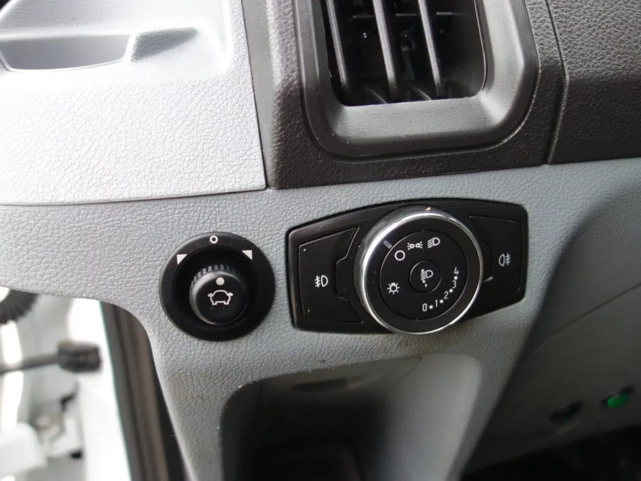 Billede 6 - Ford Transit 350 L2 Chassis 2,2 TDCi 125 Trend Ladvogn RWD