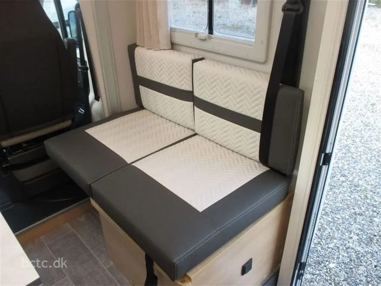 Billede 10 - 2026 - Giottiline Sienna 350 AUT. Premiere Edition