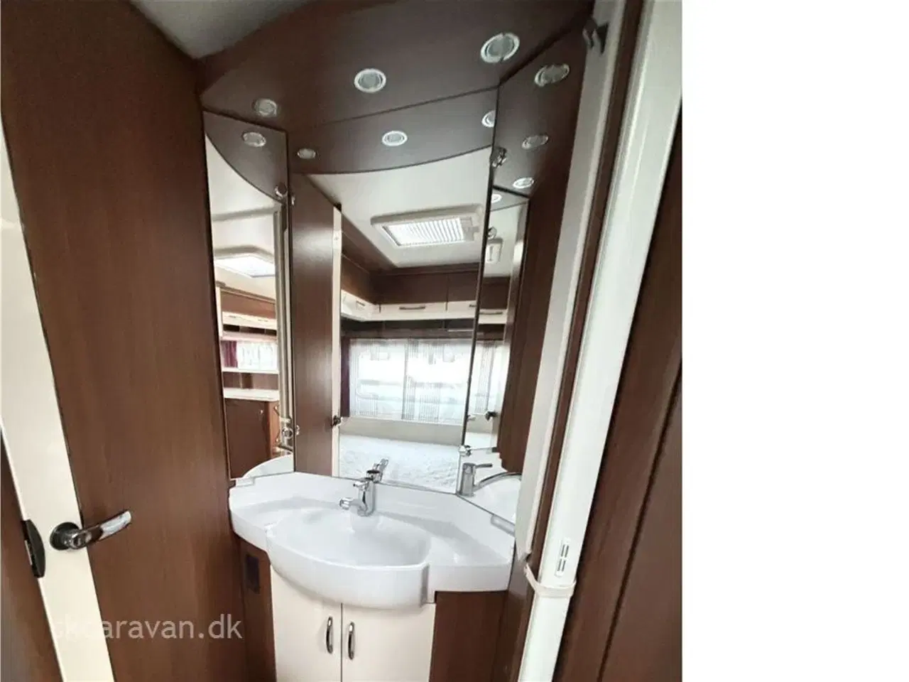 Billede 8 - 2015 - Hobby Excellent 560 CFe   Står som ny