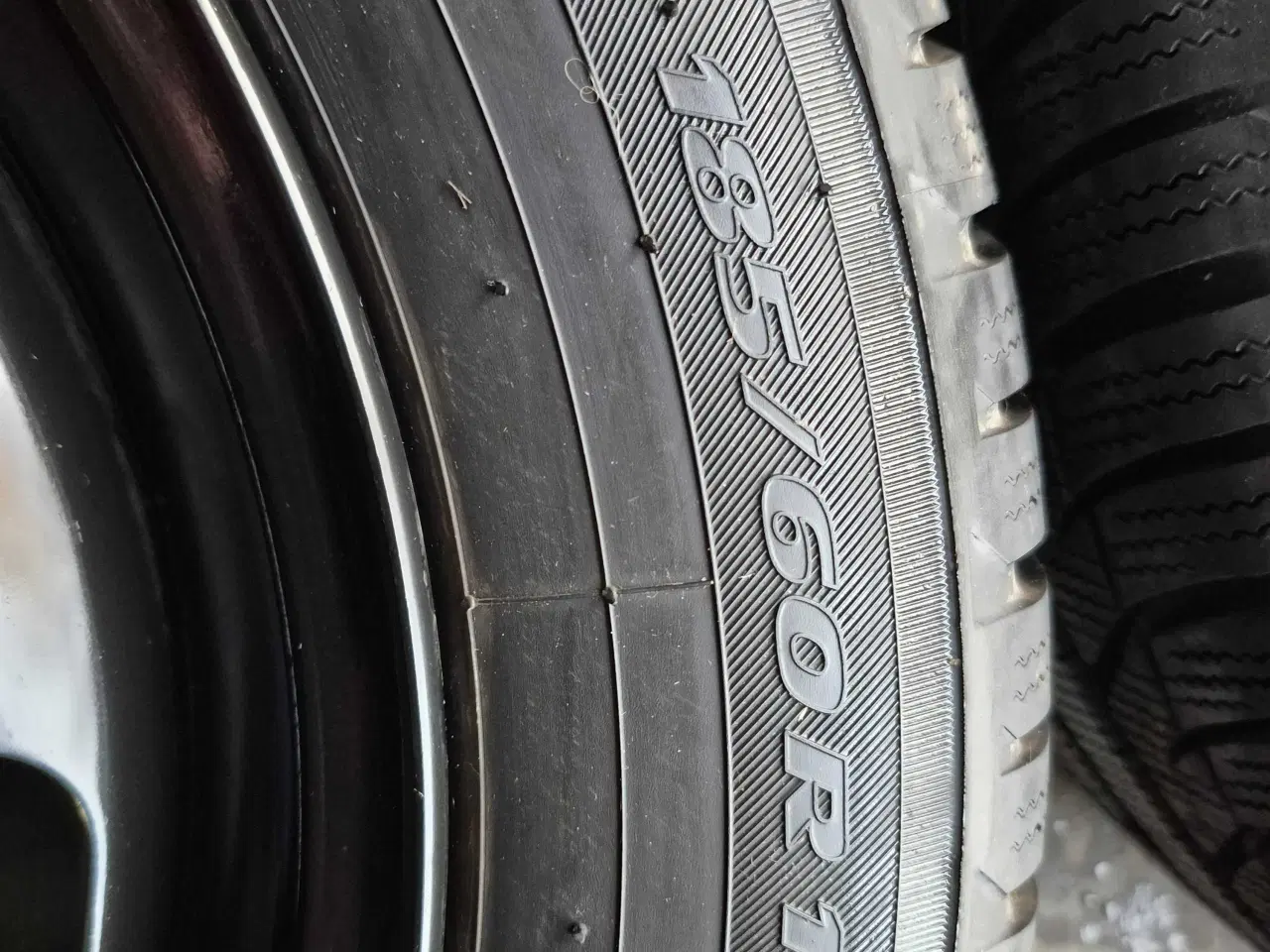 Billede 4 - Toyo vinterdæk 185/60R15