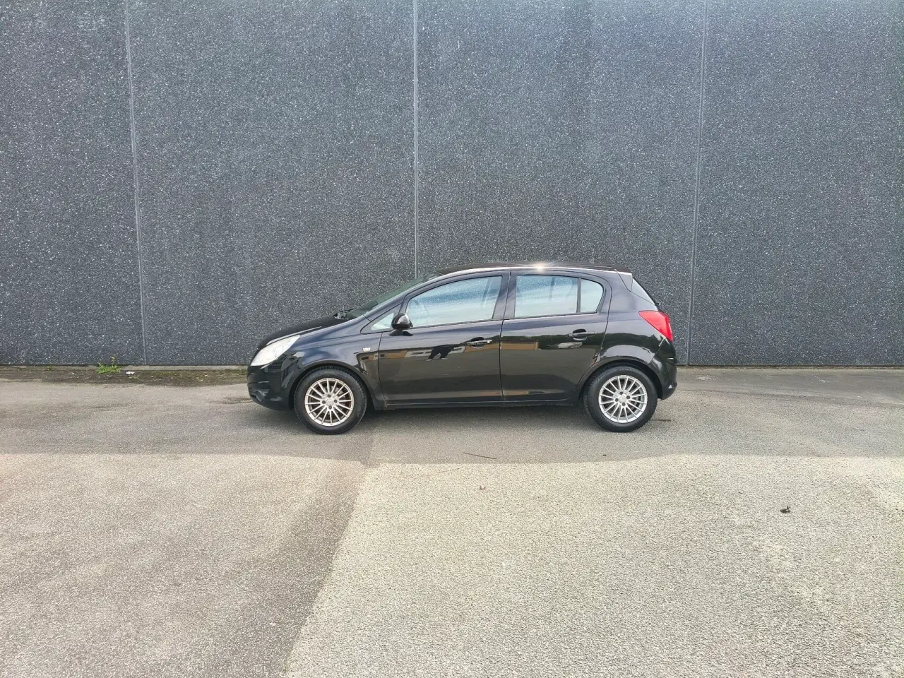 Billede 1 - Opel Corsa 1,2 Twinport Cosmo 80HK 5d