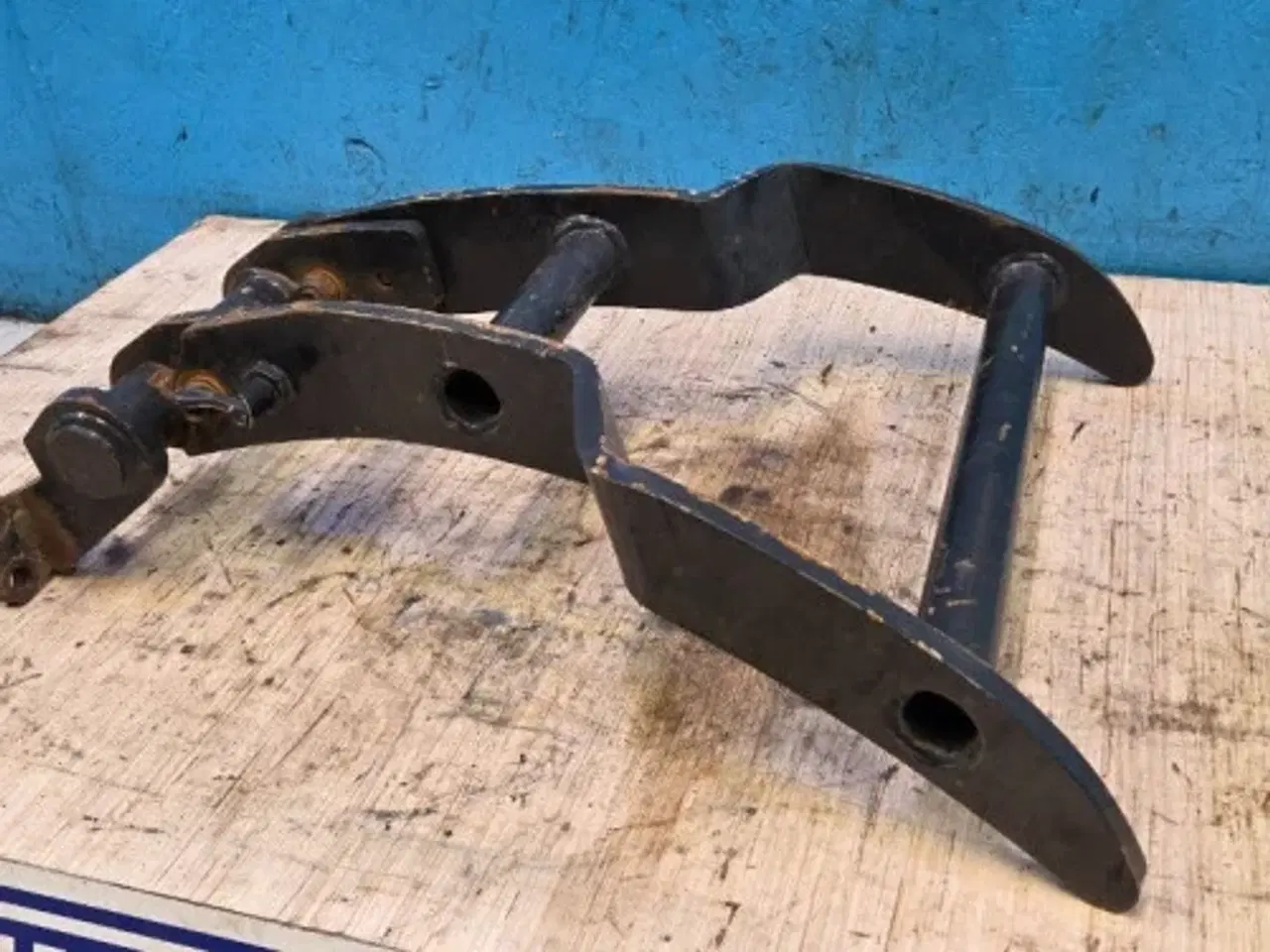 Billede 9 - Valtra N143D Motorhjelm Beskytter ACV0067570