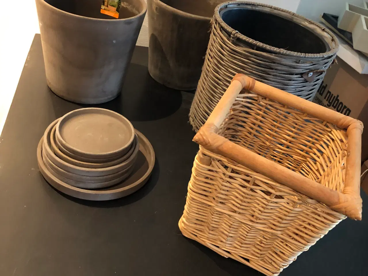 Billede 1 - Urtepotter og underskåle ,kurv 