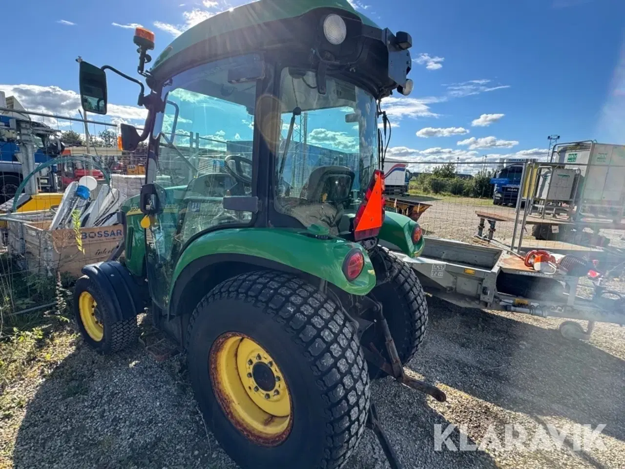 Billede 2 - Traktor John Deere 3720 kompaktraktor med førerhus