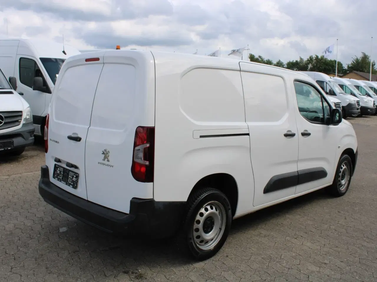 Billede 9 - Peugeot Partner 1,5 BlueHDi 100 L2V2 Plus Van