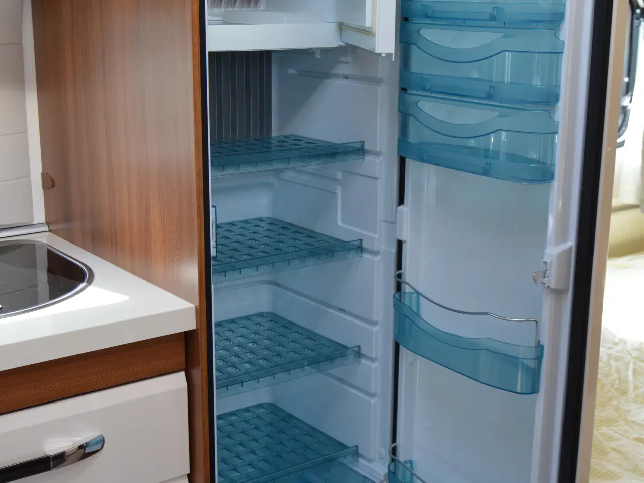 Billede 14 - Nysynet flot velholdt Hobby Excellent 495 UFE