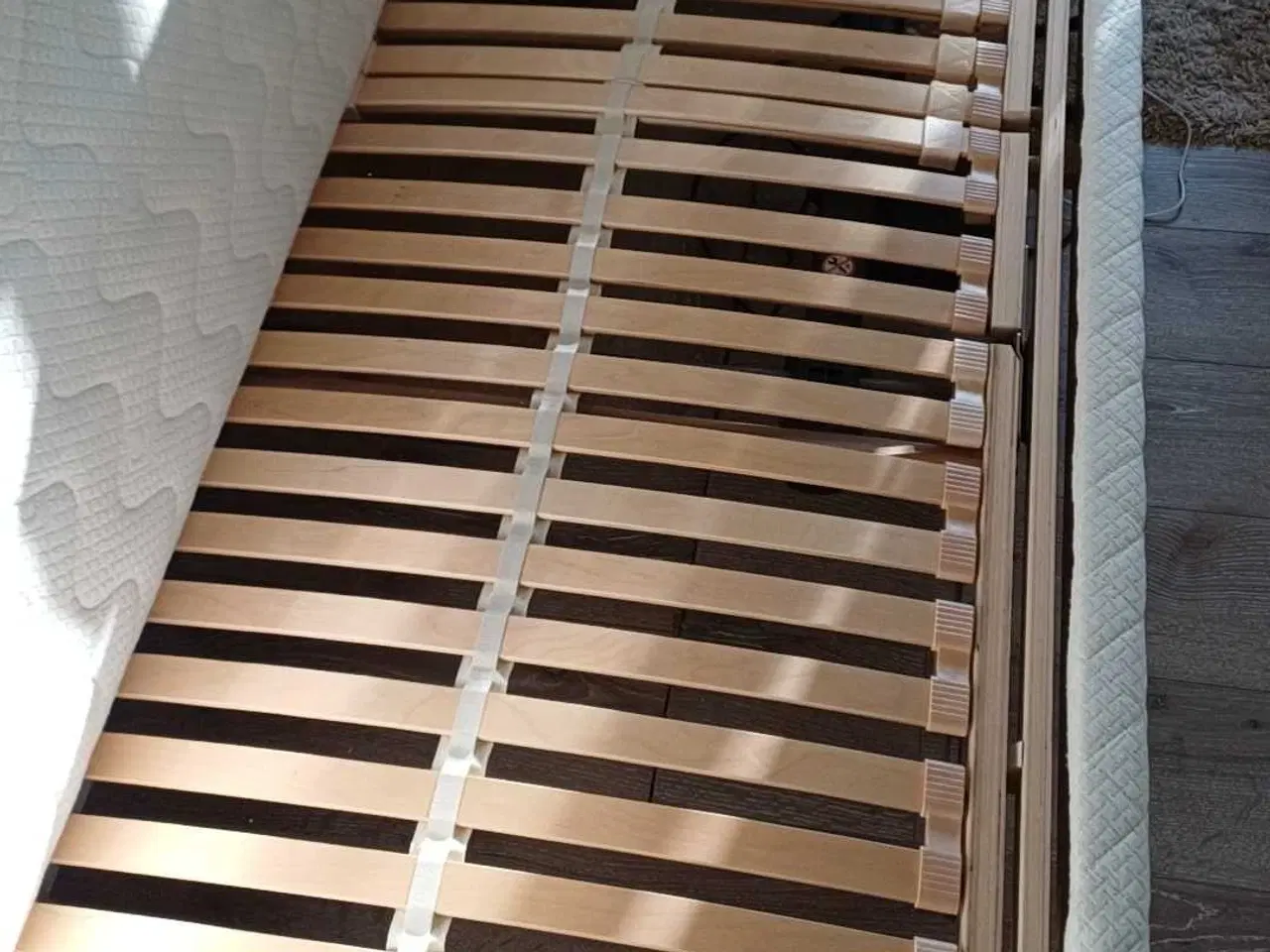 Billede 2 - 1.stk elevationsseng