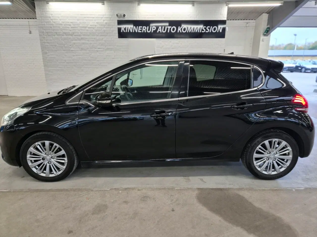 Billede 3 - Peugeot 208 1,5 BlueHDi Allure 100HK 5d