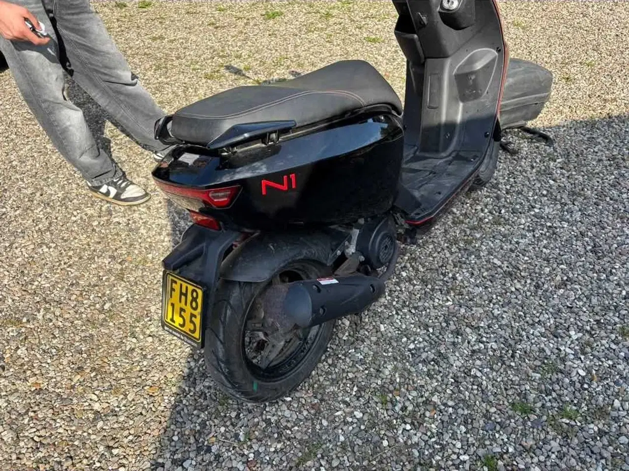 Billede 2 - Jeg sælger min knallert. - Den koster 4000