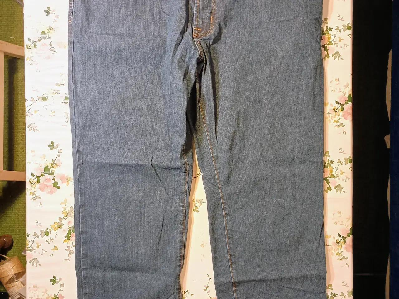 Billede 1 - Pierre Cardin Dijon jeans, W 42, L 32, blå/sort  