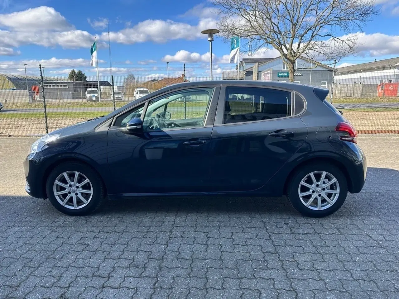 Billede 5 - Peugeot 208 1,2 e-VTi 82 Envy ESG