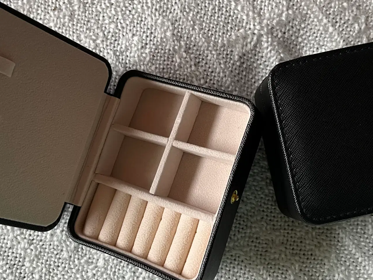 Billede 2 - Smykkebakker - Smykkeskrin
