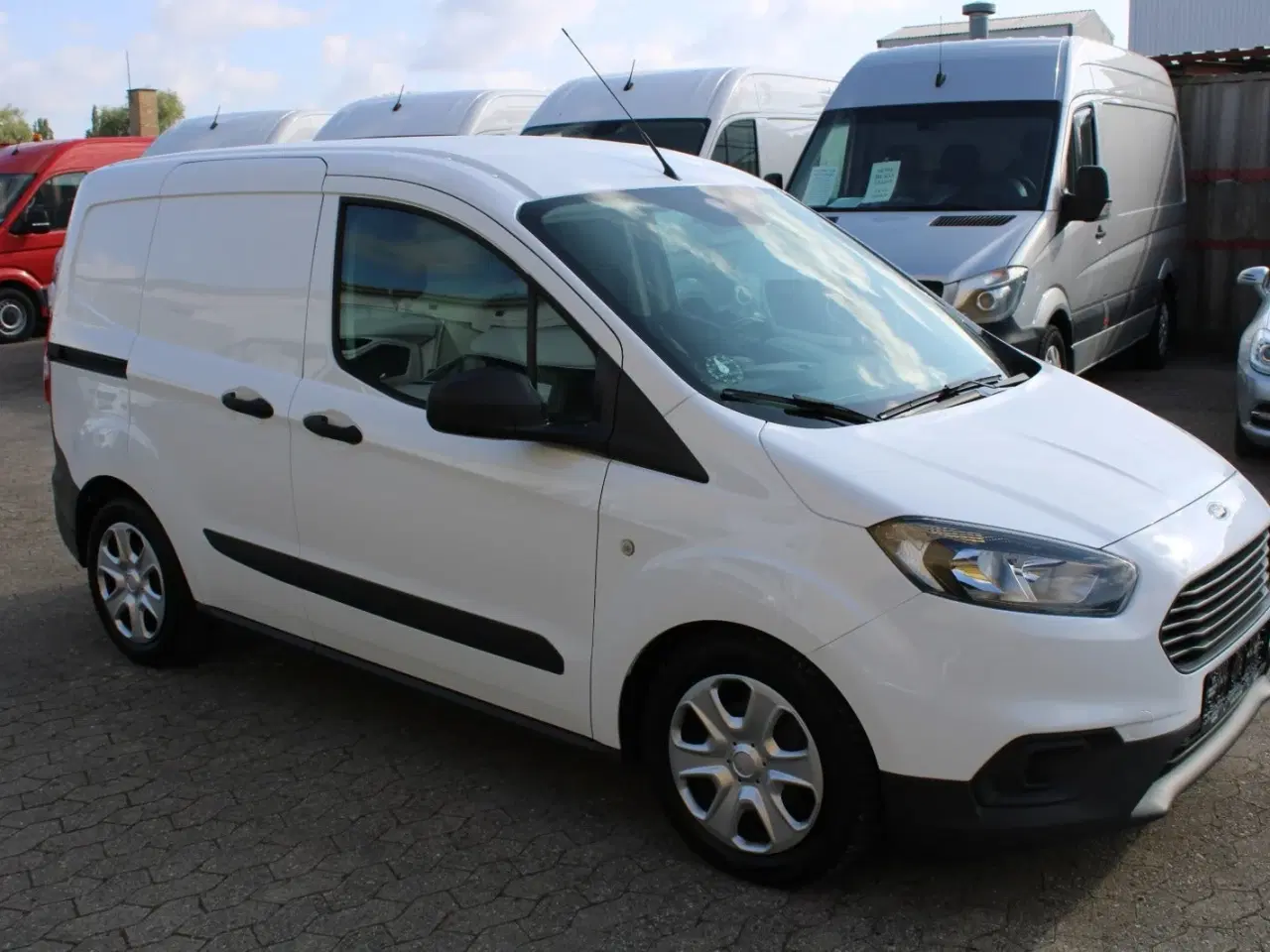 Billede 2 - Ford Transit Courier 1,5 TDCi 100 Trend