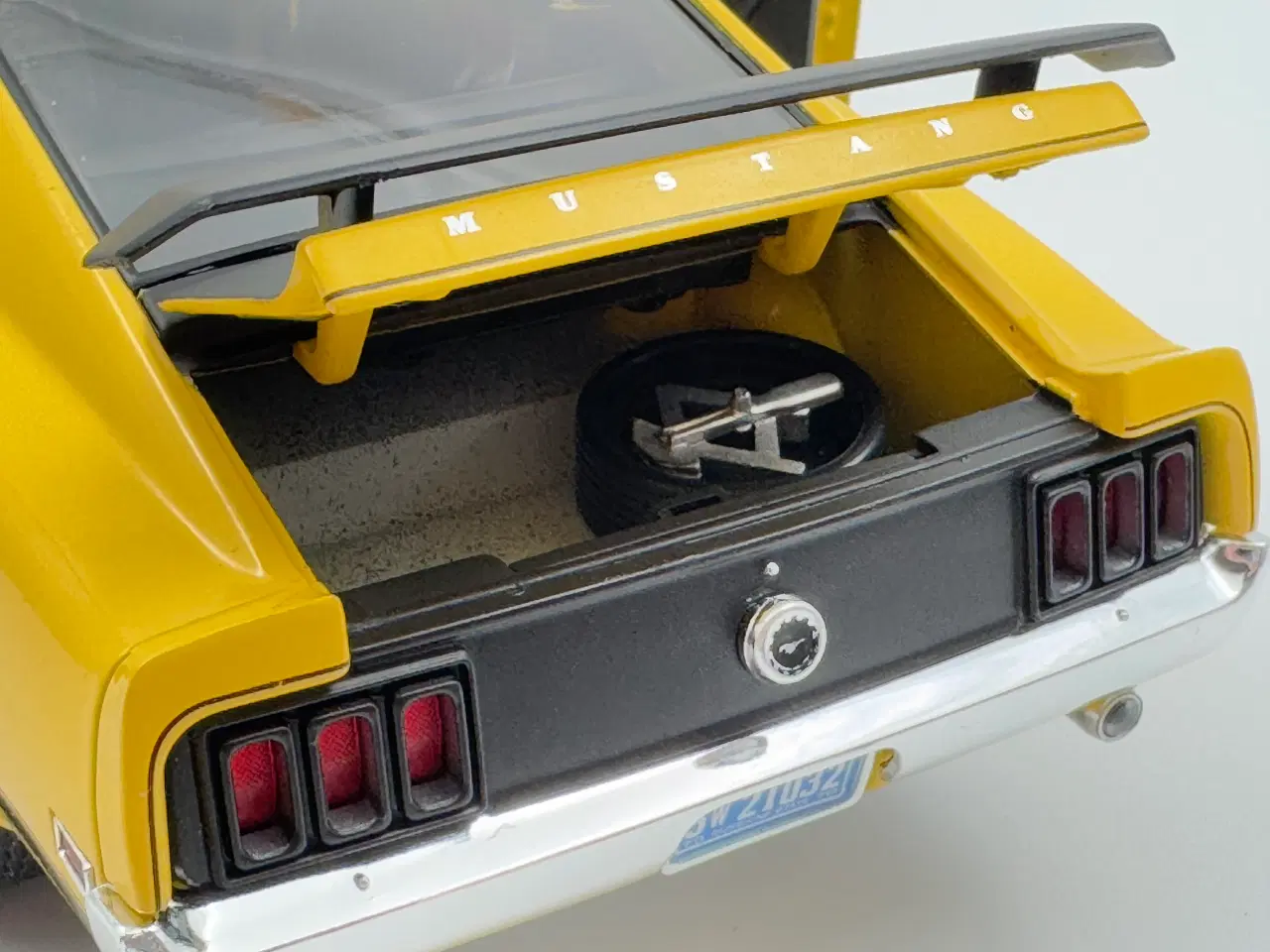 Billede 5 - 1969 Ford Mustang Boss 302 Meget detaljeret - 1:18