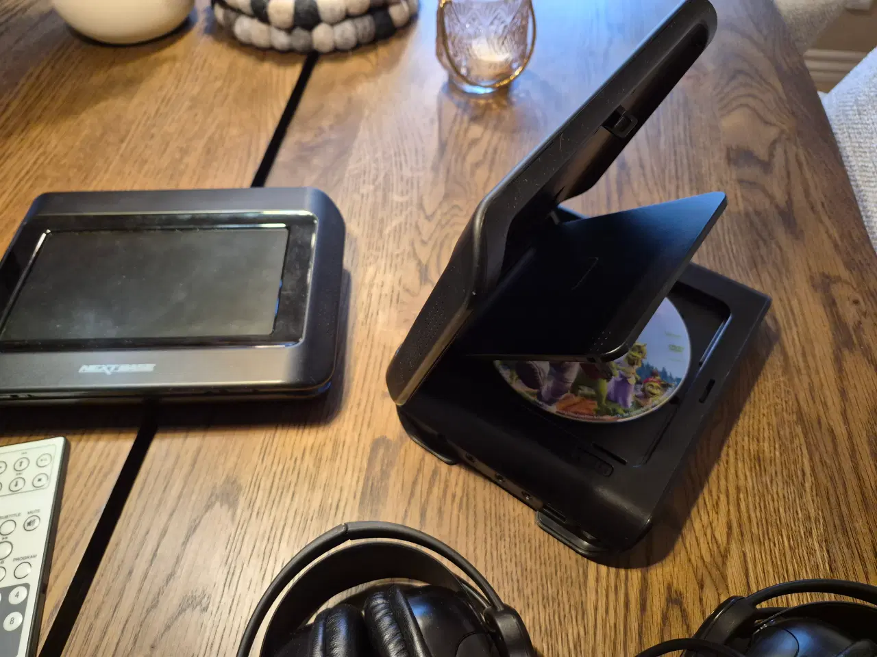 Billede 4 - DVD-afspiller sæt til bilen