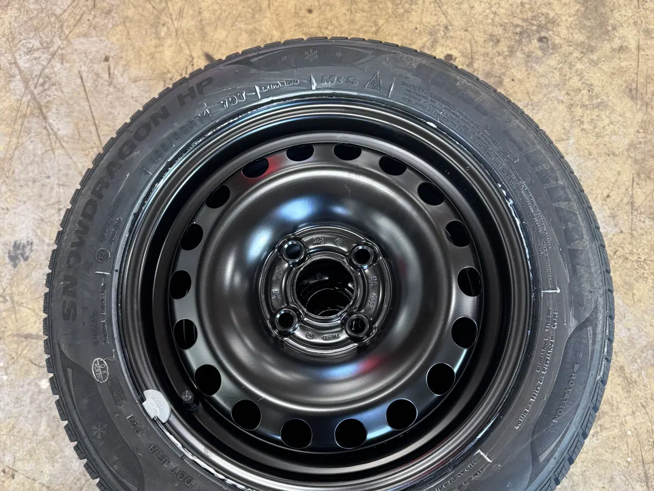 Billede 2 - Vinterhjul Vw Up Skoda city go Seat mii