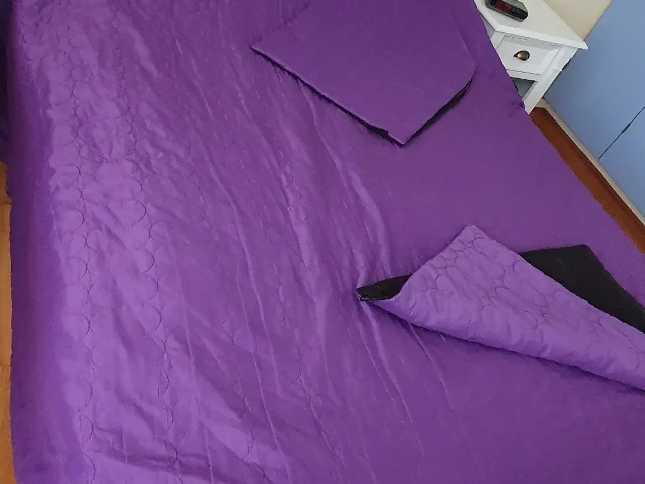 Billede 3 - Sengetæppe	
