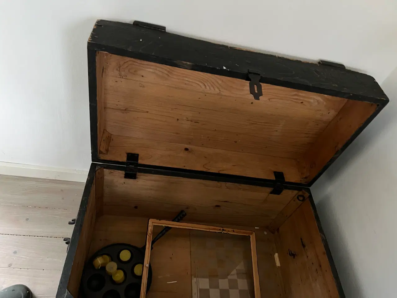 Billede 2 - Skibskiste