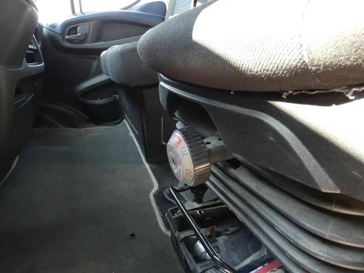 Billede 17 - Iveco Daily 35S18 4100mm 3,0 D 180HK Ladv./Chas. 8g Aut.