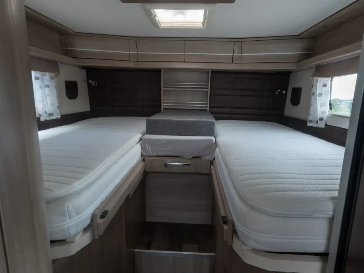 Billede 19 - Mercedes Kabe 2,0 Travel Master 750 LGB NOVUM aut.
