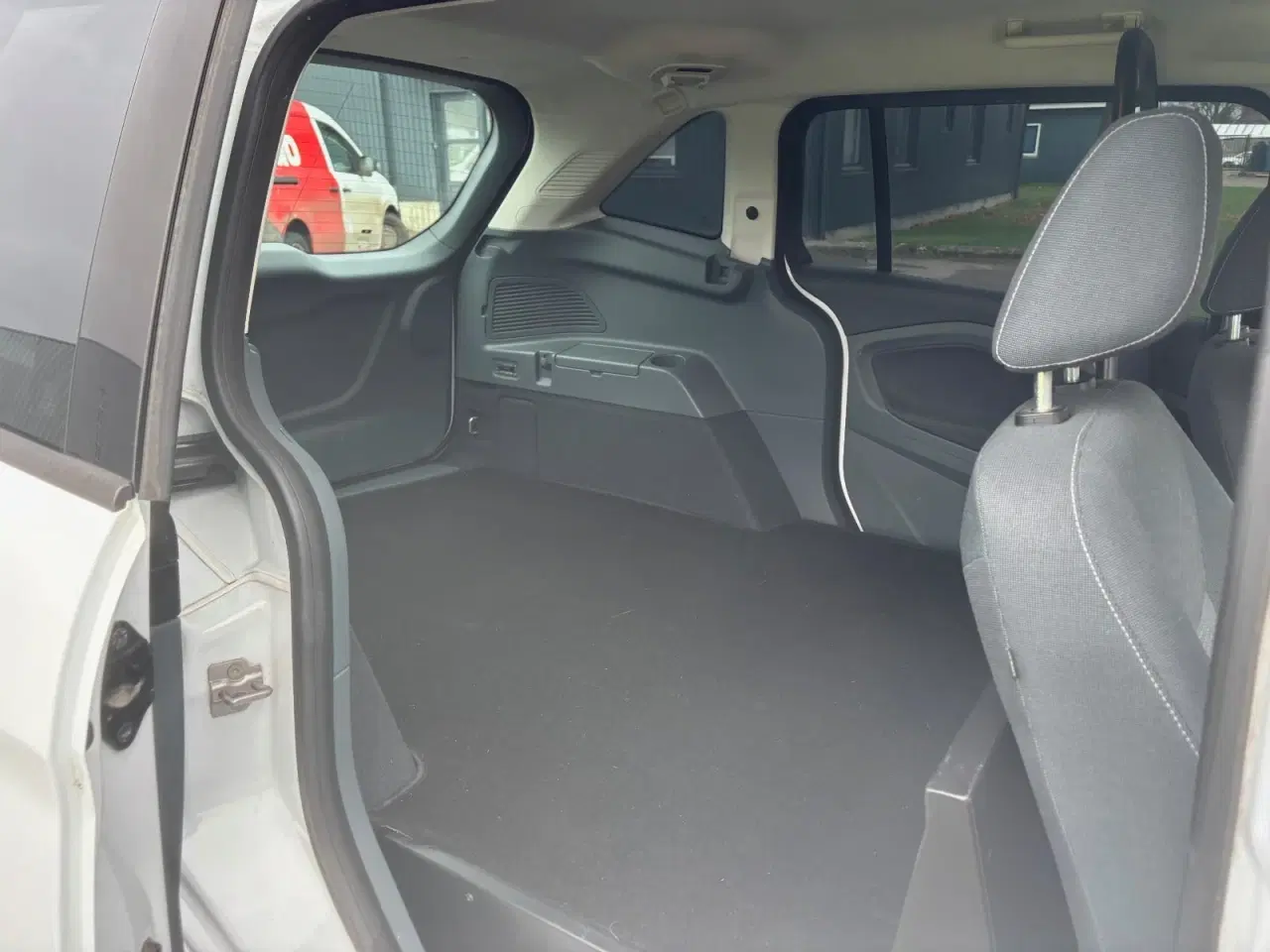 Billede 10 - Ford Grand C-MAX 1,6 TDCi 115 Edition Van