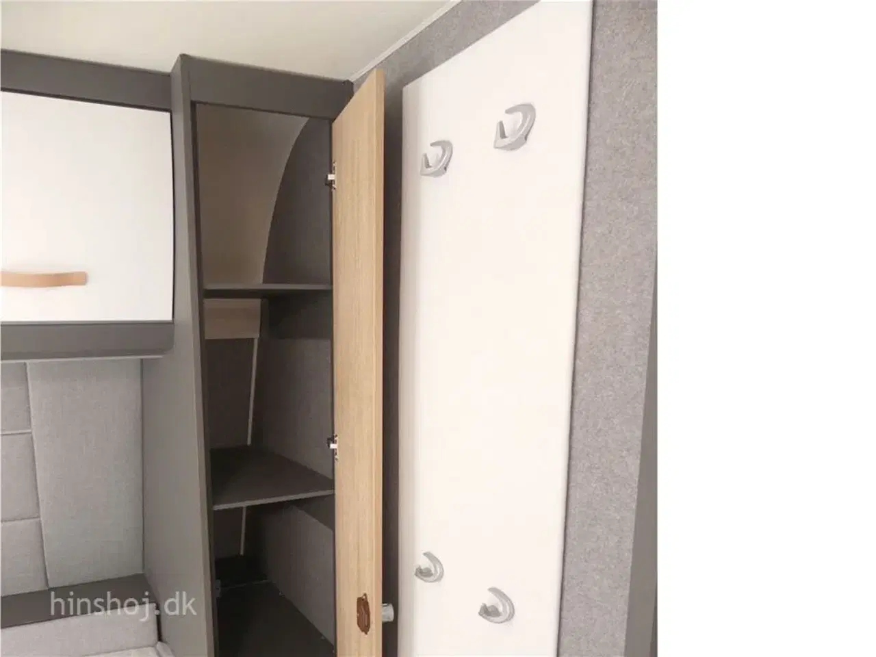 Billede 19 - 2022 - Dethleffs Beduin Scandinavia 540 QMK   Rigtig lækker køjevogn med Alde centralvarme fra Hinshøj Caravan A/S
