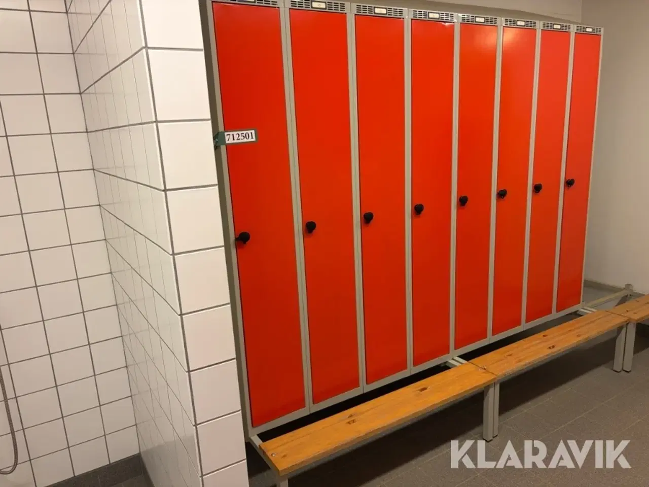 Billede 1 - Garderobe skabe Blika - 3 sektioner af 4 skabe