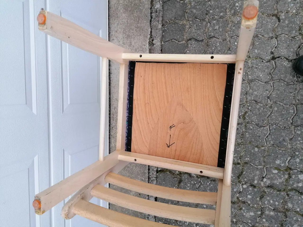 Billede 8 - Spisebordsstole med Stofsæder