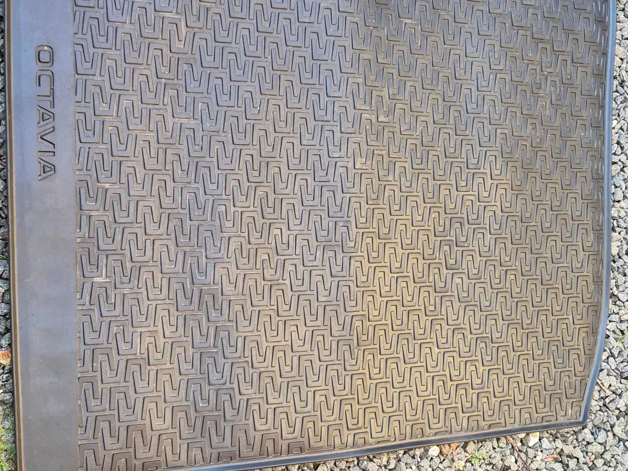 Billede 1 - Komplet måttesæt Skoda Octavia. 
