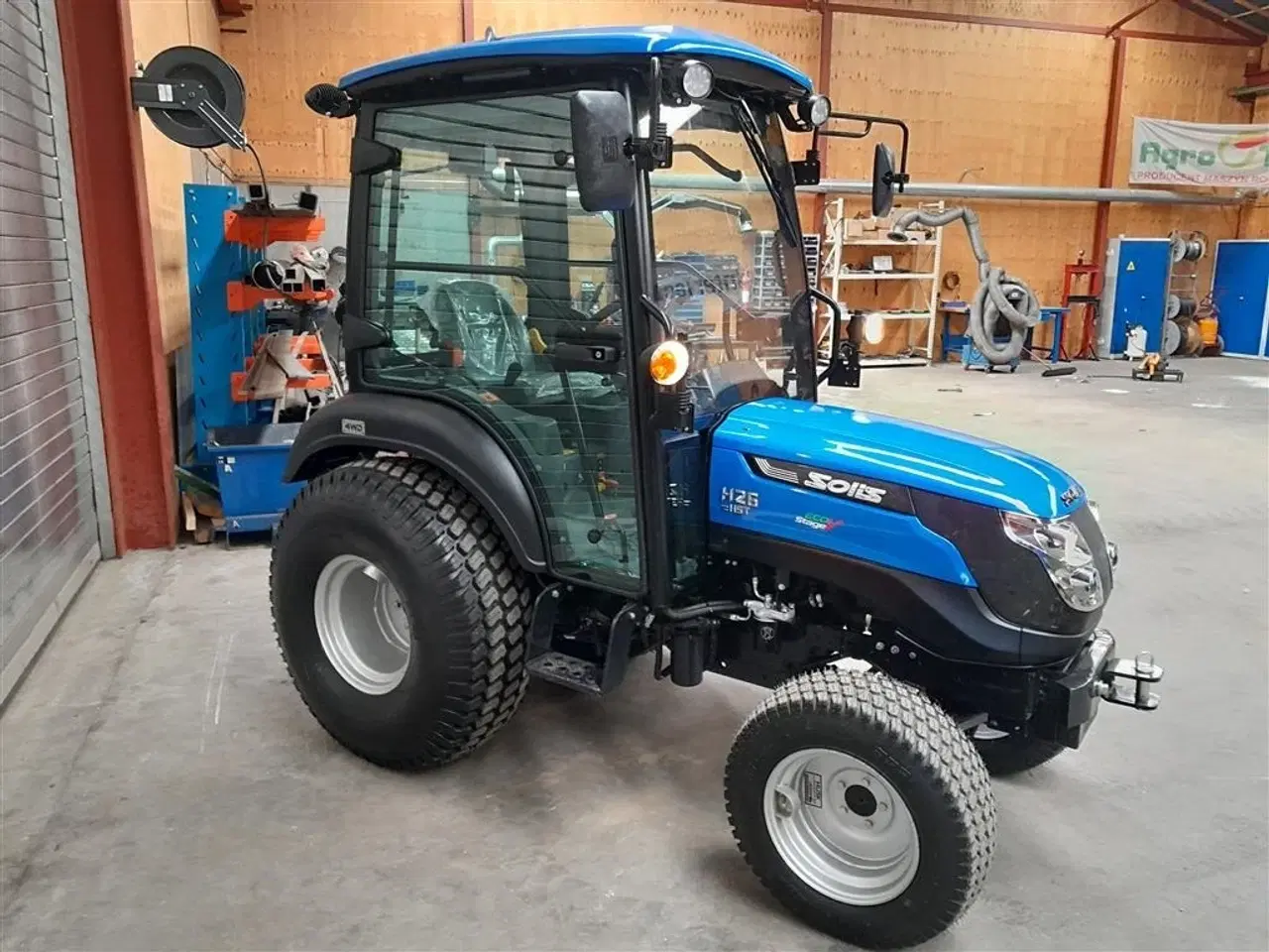 Billede 5 - Solis 26 med kabine