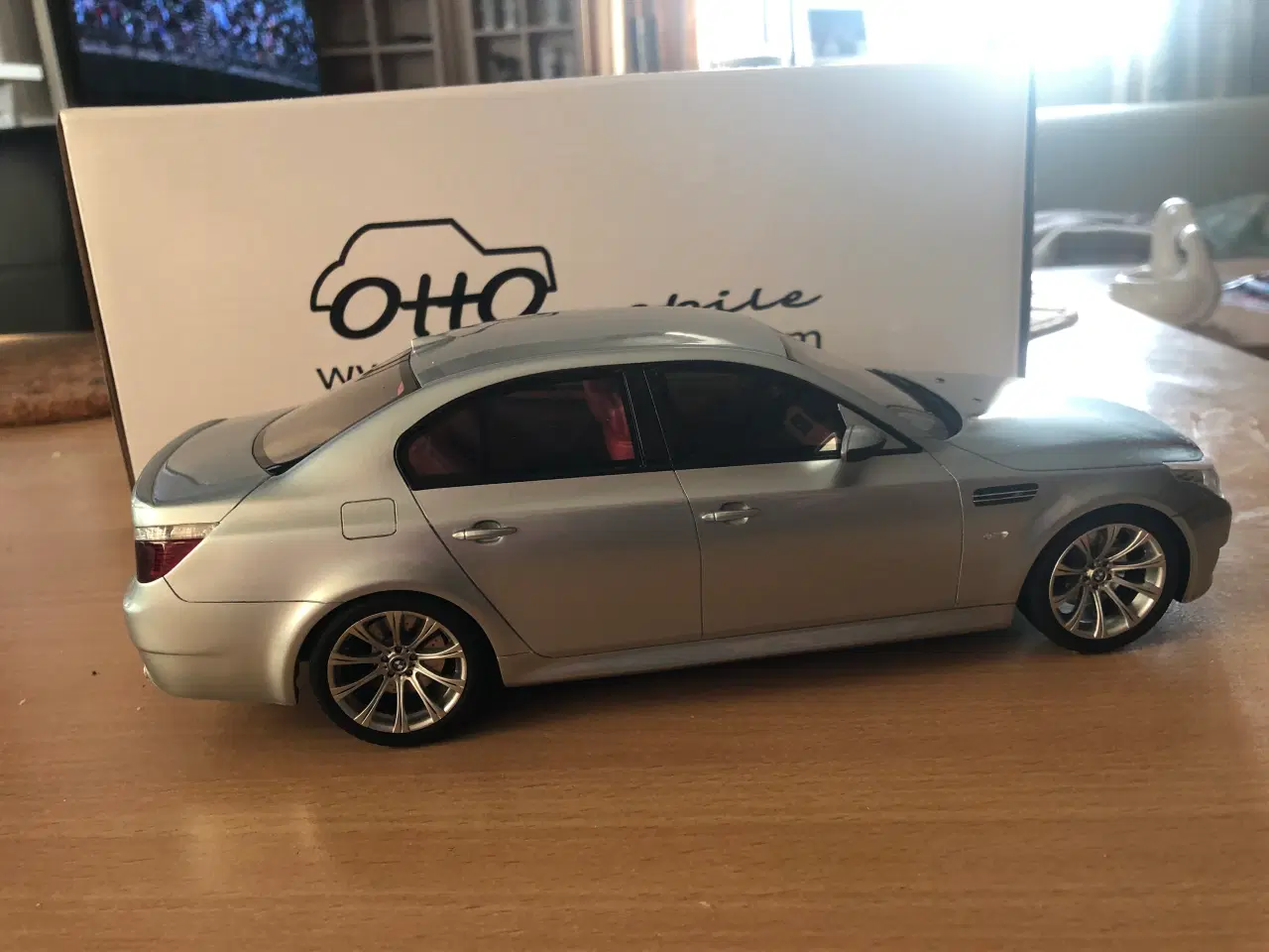 Billede 2 - 1:18 BMW M5 E61 1 udgave