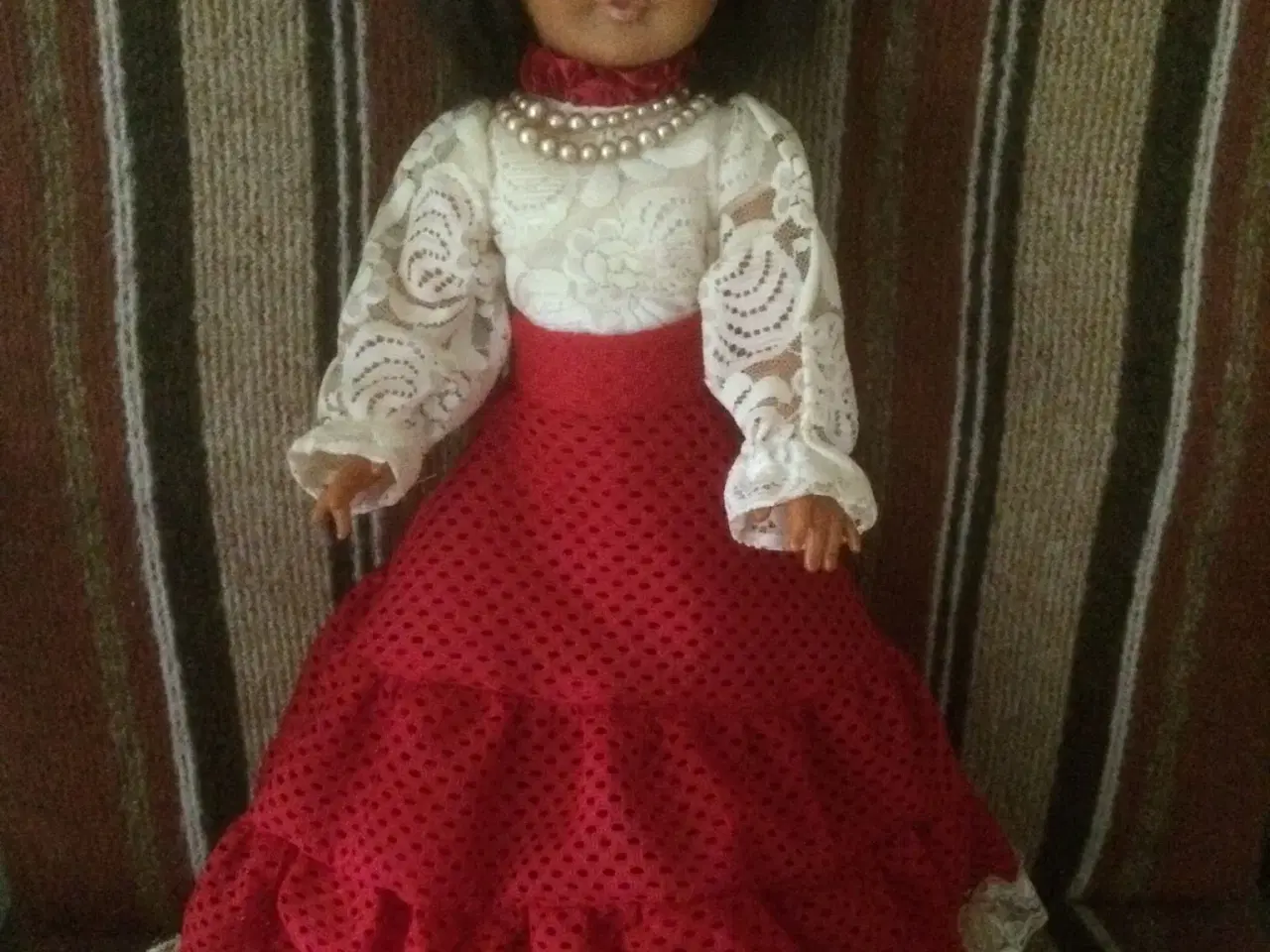 Billede 1 - Dukke