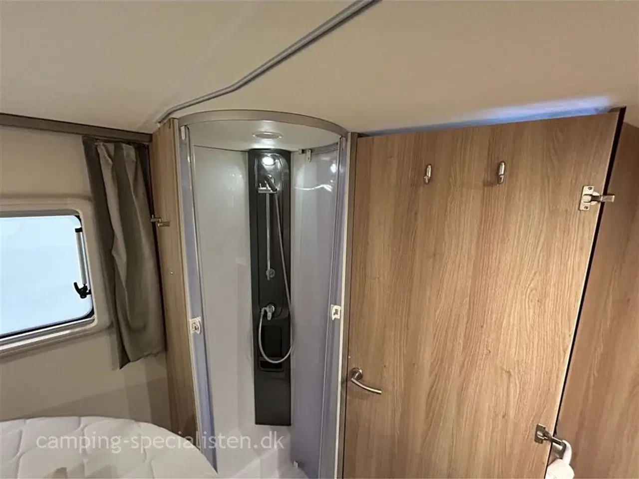 Billede 18 - 2018 - Knaus Sky I 700 LX   Knaus Sky I 700 LX model 2018 - kan nu ses hos Camping-Specialisten.dk