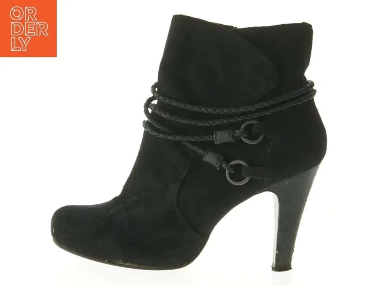 Billede 1 - Sort ankelstøvler med høj hæl fra Tamaris (str. 40 )