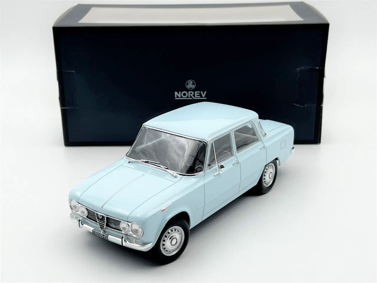 Billede 1 - 1964 Alfa Romeo Giulia Ti - Limited Edition - 1:18