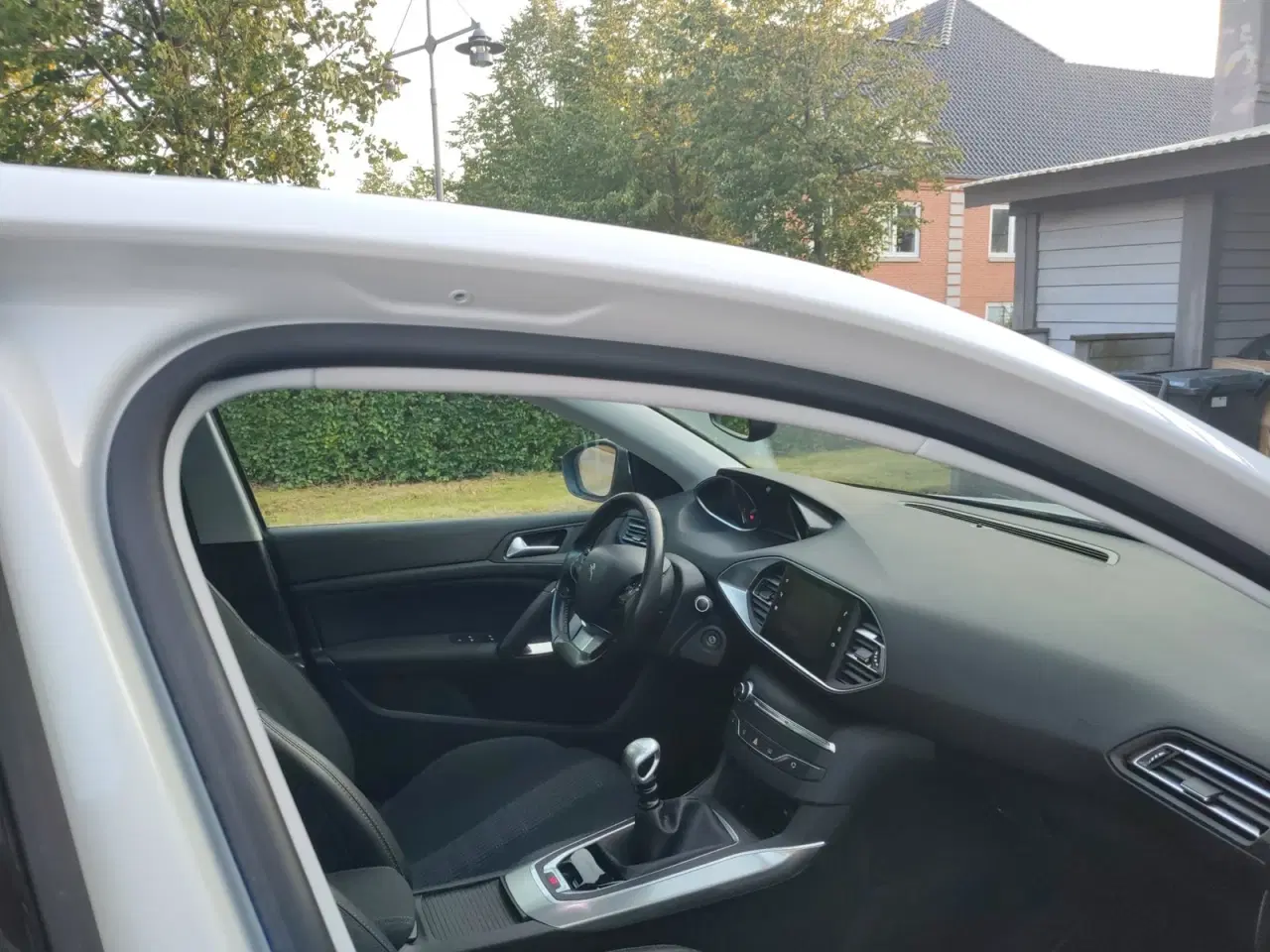 Billede 11 - Peugeot 308 1,6 BlueHDi 120 Allure+