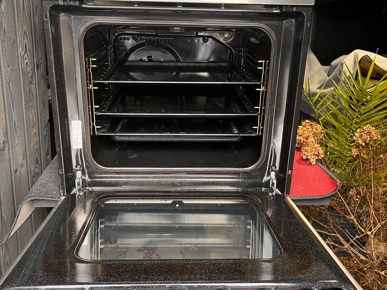 Billede 2 - Zanussi indbygningsovn.